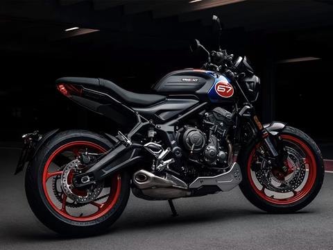 2026 Triumph Trident 660 Triple Tribute Edition in Enfield, Connecticut - Photo 15