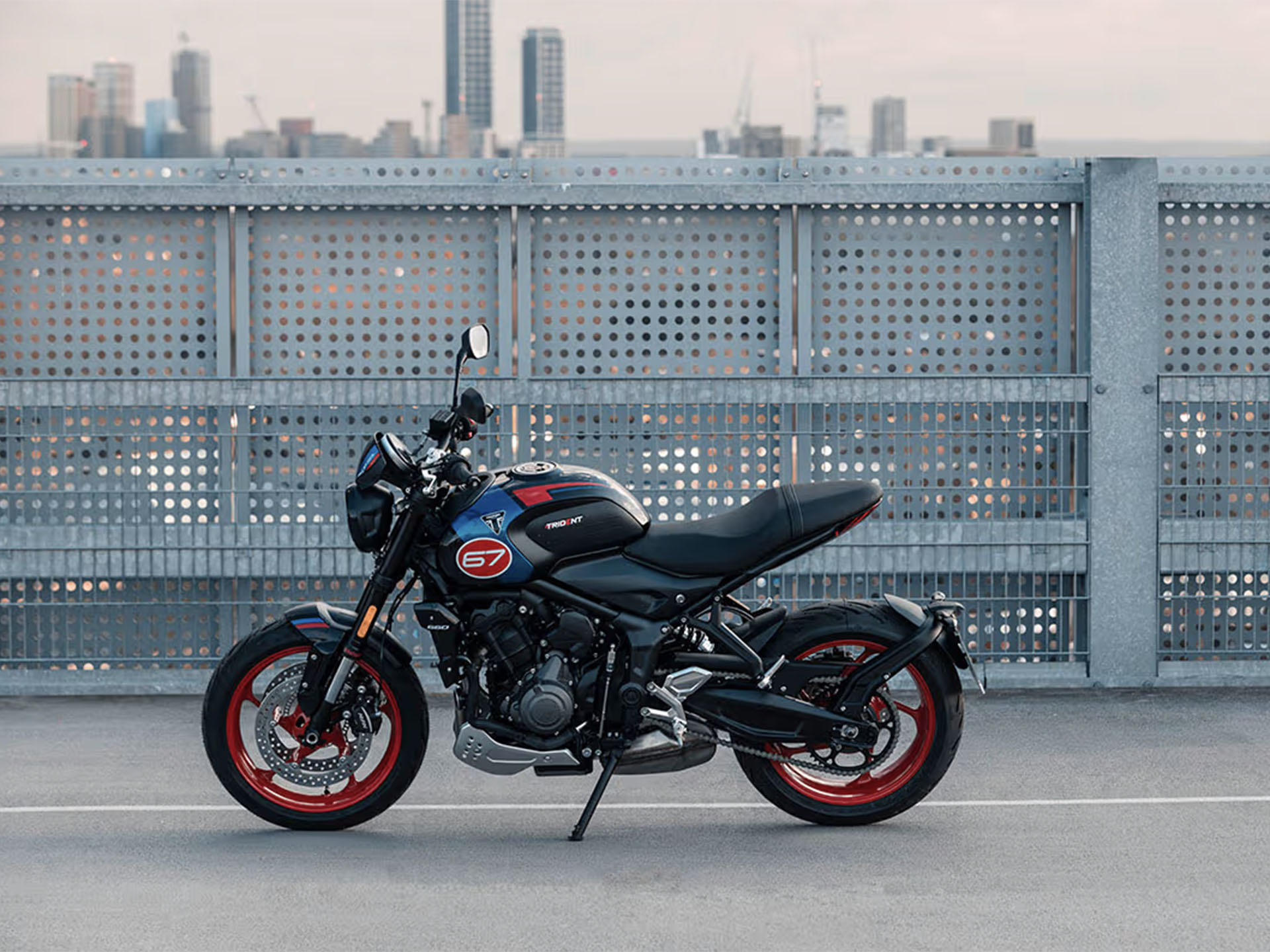 2026 Triumph Trident 660 Triple Tribute Edition in Enfield, Connecticut - Photo 16