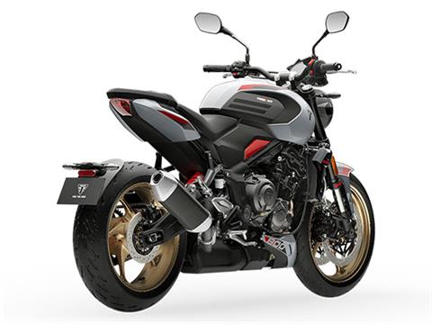 2026 Triumph Trident 800 in Belle Plaine, Minnesota - Photo 6