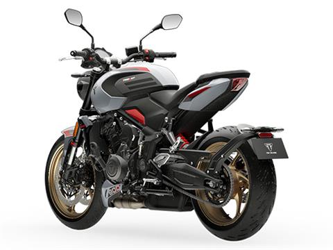 2026 Triumph Trident 800 in Belle Plaine, Minnesota - Photo 7
