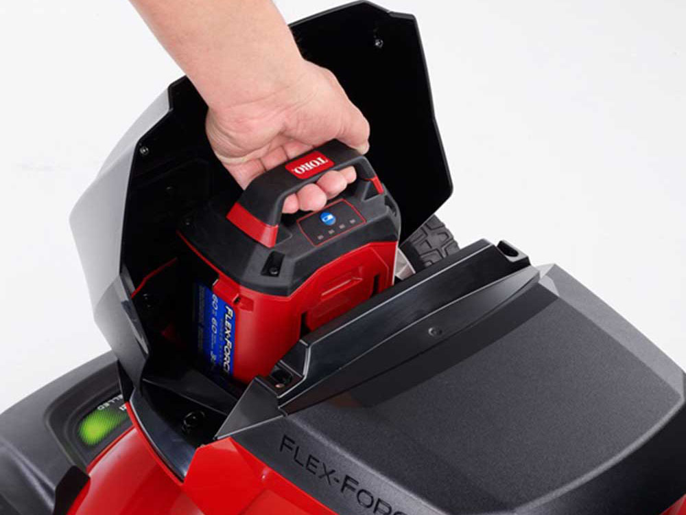 Toro Recycler 22 in. 60V MAX Self-Propelled - 6.0Ah Battery Included in Gaylord, Michigan - Photo 14