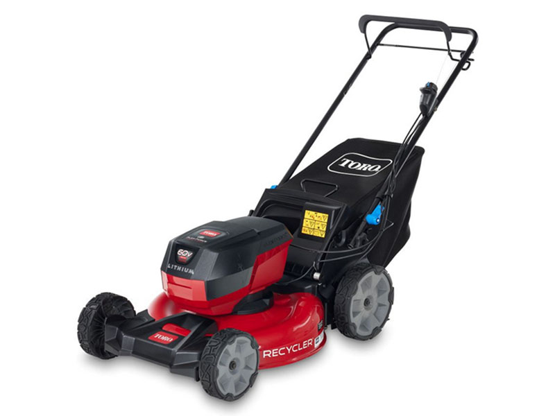 Toro Recycler 21 in. 60V Max Self-Propel w/ SmartStow w/ 4.0Ah Battery in Mio, Michigan - Photo 2