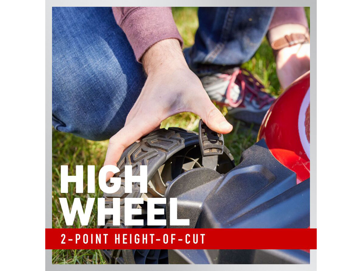 Toro Recycler 21 in. 60V Max Self-Propel w/ SmartStow w/ 4.0Ah Battery in Mio, Michigan - Photo 7