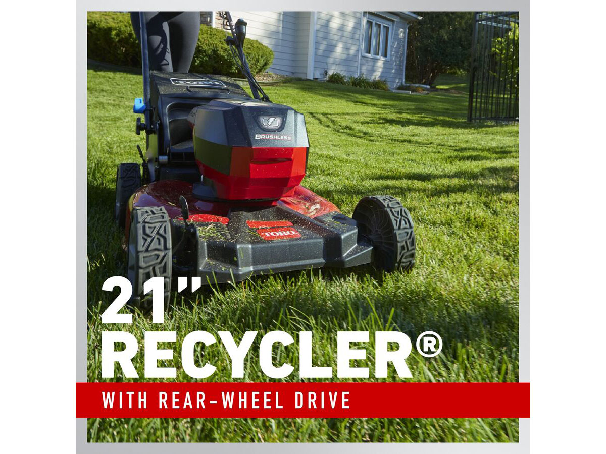 Toro Recycler 21 in. 60V Max Self-Propel w/ SmartStow w/ 6.0Ah Battery in Mio, Michigan - Photo 4