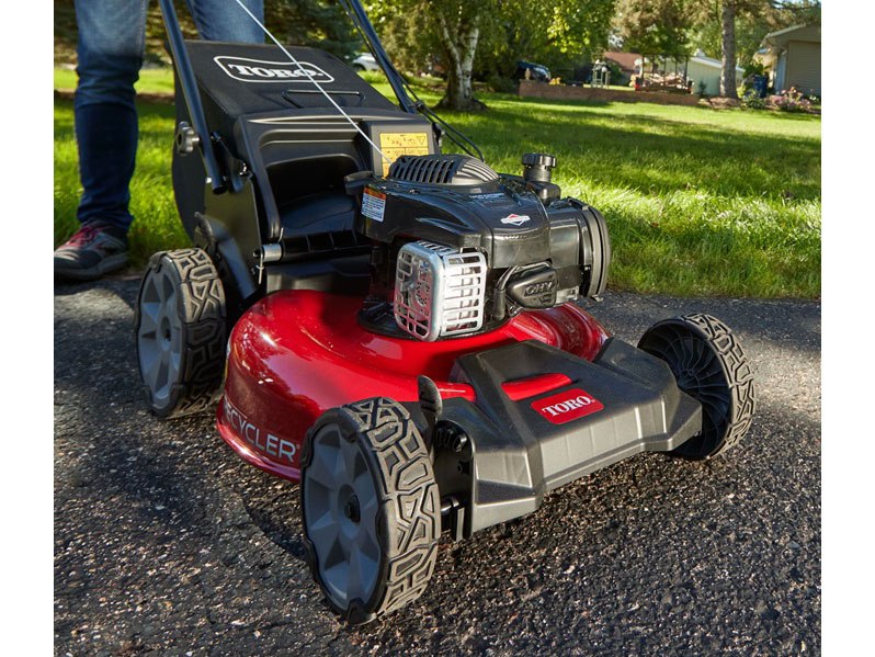 Toro Recycler 21 in. Briggs & Stratton 140 cc High Wheel Push (21311) in Martinsville, Indiana - Photo 9