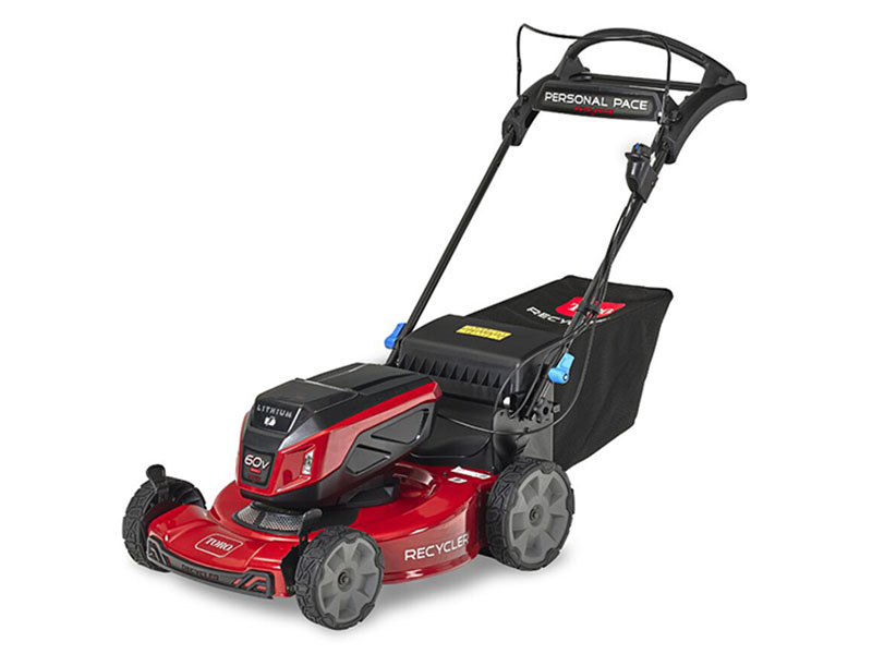 Toro Recycler 22 in. 60V Max Self-Propel w/ Personal Pace & SmartStow w/ 8.0Ah Battery in Mio, Michigan - Photo 2