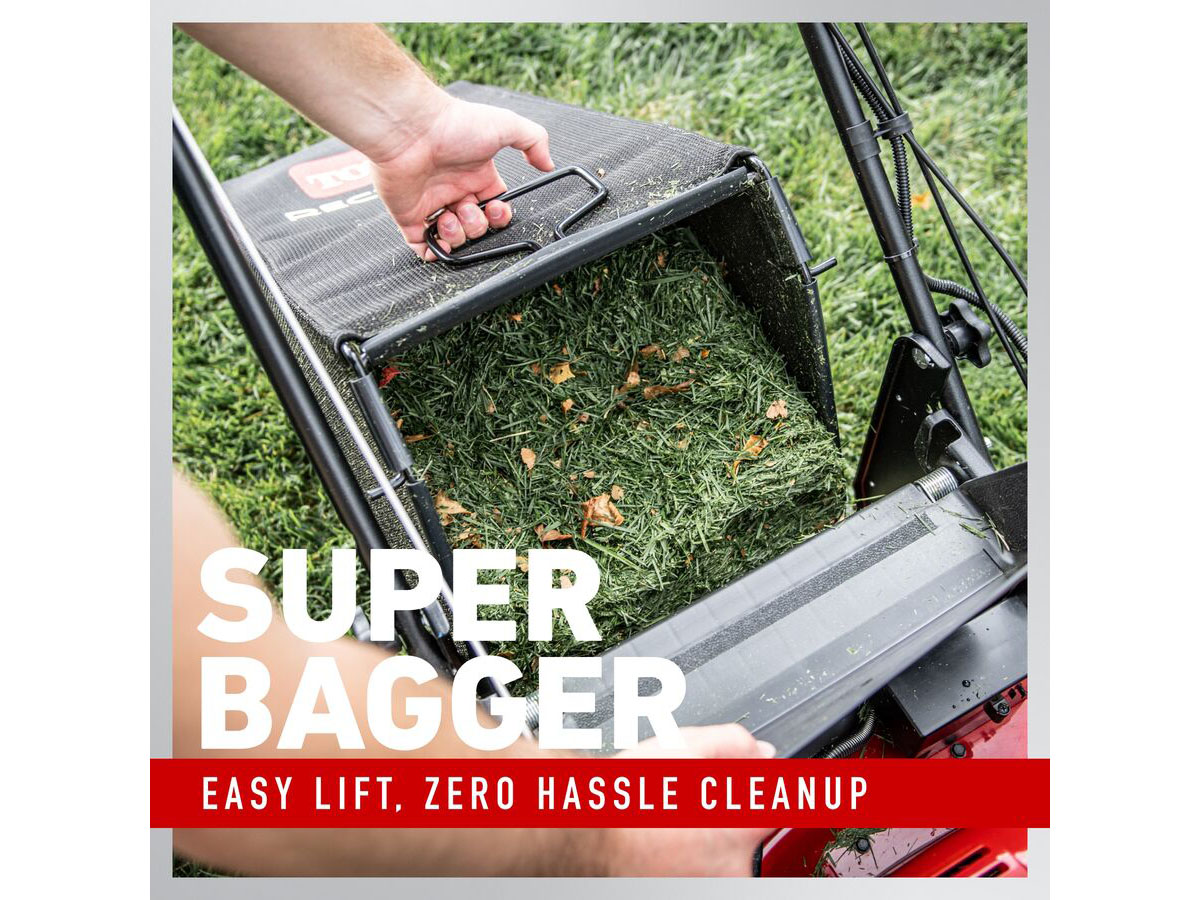 Toro Recycler 22 in. 60V Max Self-Propel w/ Personal Pace & SmartStow w/ 8.0Ah Battery in Mio, Michigan - Photo 12