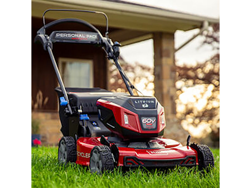Toro Recycler 22 in. 60V Max Self-Propel w/ Personal Pace & SmartStow w/ 8.0Ah Battery in Mio, Michigan - Photo 14