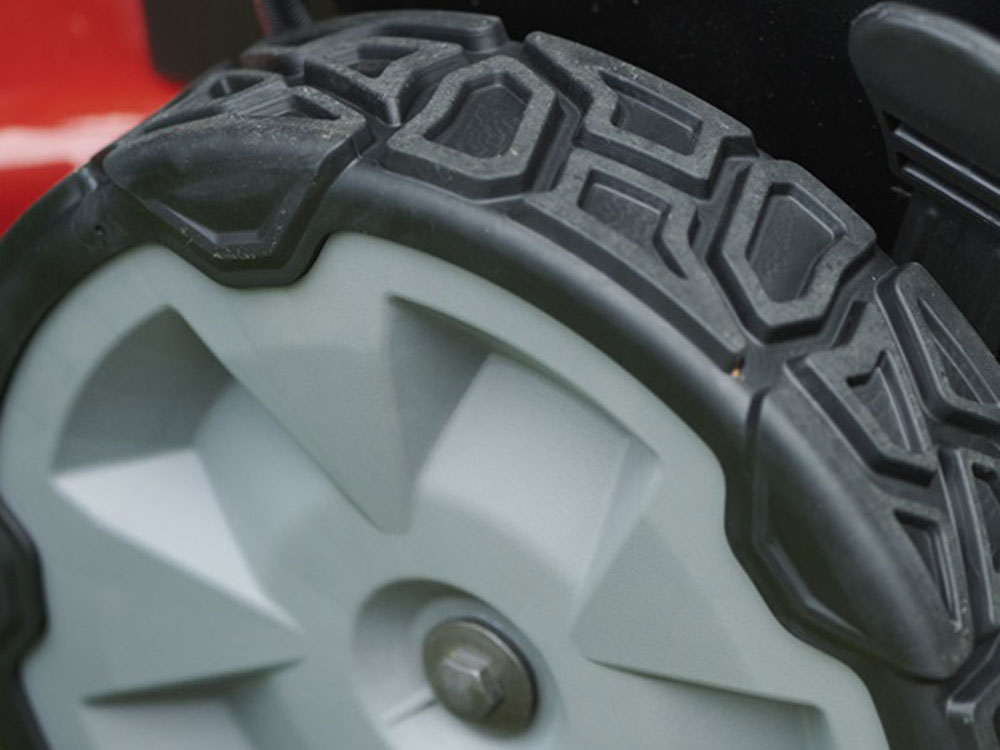 Toro Recycler 22 in. Briggs & Stratton Exi Self-Propelled ES w/ Personal Pace 150 cc in Gaylord, Michigan - Photo 14