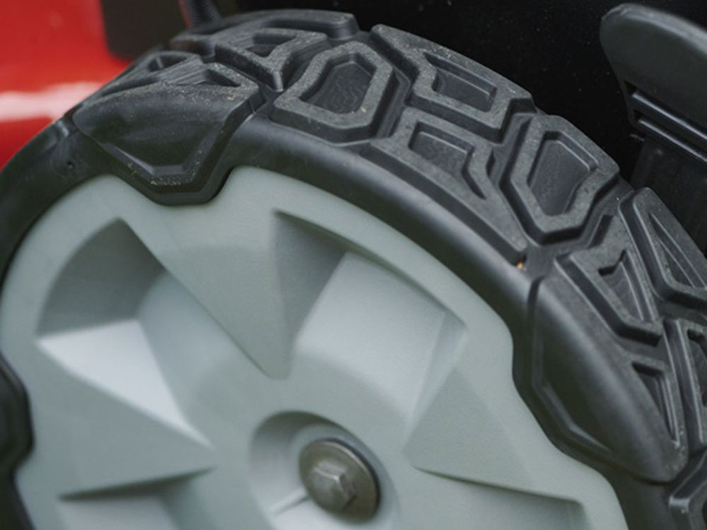 Toro Recycler 22 in. Briggs & Stratton Exi Self-Propelled w/ Personal Pace 150 cc in Stratford, Wisconsin - Photo 14