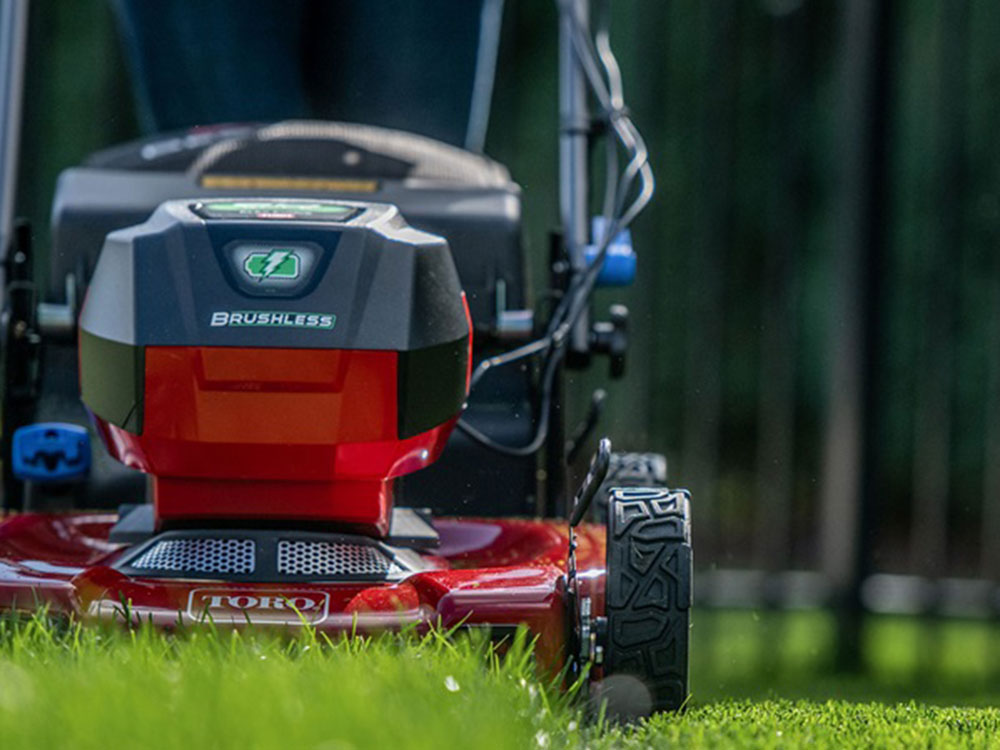 Toro Recycler 22 in. Briggs & Stratton Exi Self-Propelled AWD w/ Personal Pace 163 cc in Stratford, Wisconsin - Photo 13