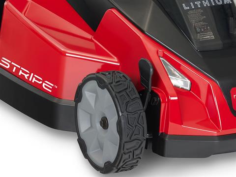 Toro Stripe 21 in. 60V MAX Self-Propelled - 6.0Ah Battery Included in Stratford, Wisconsin - Photo 12