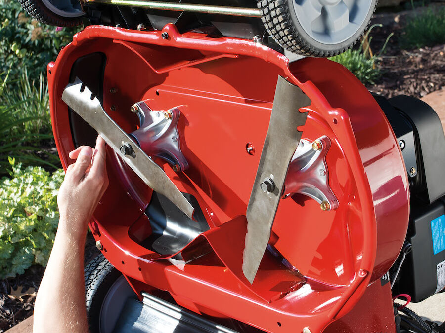 Toro TimeMaster 30 in. Briggs & Stratton Self-Propelled w/ Personal Pace 223 cc (21199) in Gaylord, Michigan - Photo 11