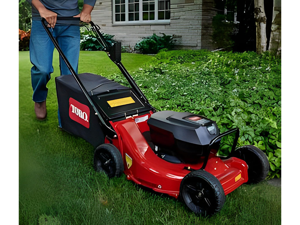 Toro Heavy Duty 21 in. 60V Max Self-Propel 2-Bail Variable Speed Zone Start w/ (2) 7.5Ah Batteries & Charger in Mio, Michigan - Photo 9