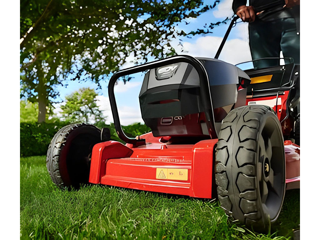 Toro Heavy Duty 21 in. 60V Max Self-Propel 2-Bail Variable Speed Zone Start w/ (2) 7.5Ah Batteries & Charger in Mio, Michigan - Photo 6