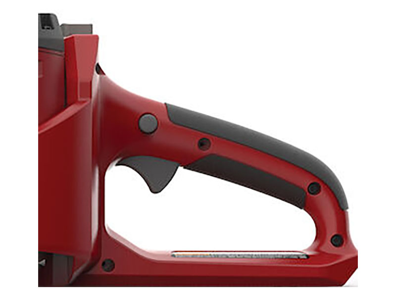 Toro 60V MAX 16 in. Brushless Chainsaw w/ 2.5Ah Battery in Gaylord, Michigan - Photo 5
