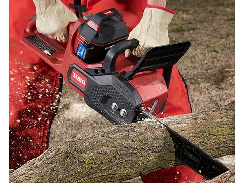 Toro 60V MAX 16 in. Brushless Chainsaw - 2.5Ah Battery Included in Gaylord, Michigan - Photo 16