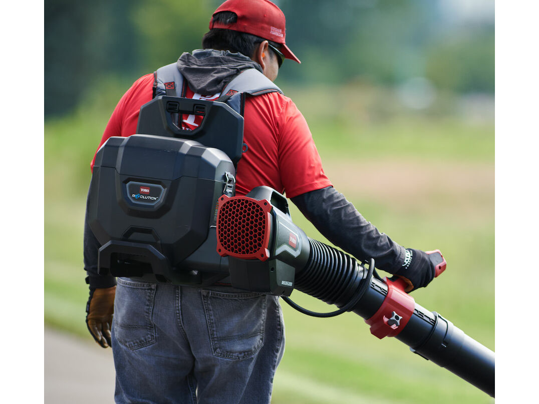 Toro 60V MAX Revolution 730 CFM Brushless Leaf Blower Cannon & Backpack - Battery Not Included in Gaylord, Michigan - Photo 3
