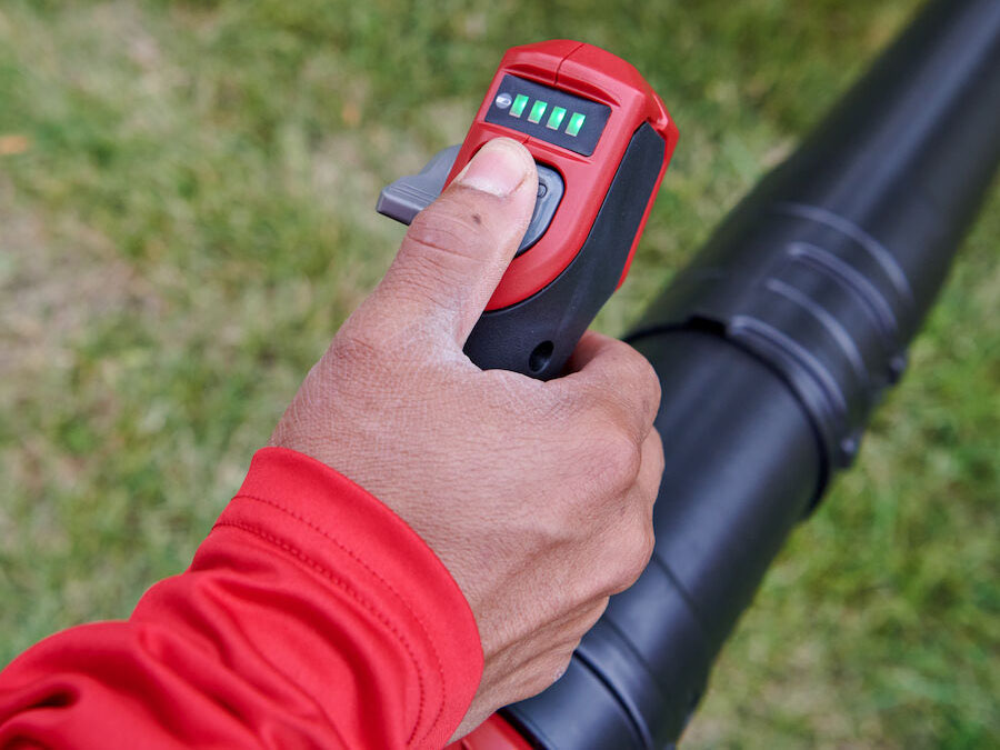 Toro 60V MAX Revolution 730 CFM Brushless Leaf Blower Cannon - Battery Not Included in Gaylord, Michigan - Photo 2