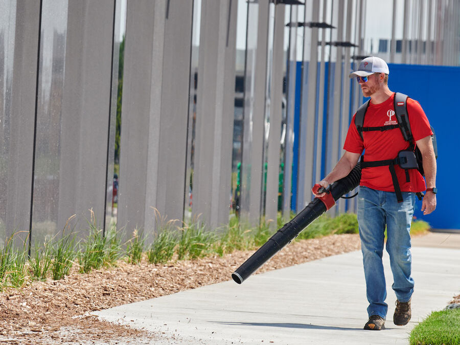 Toro 60V MAX Revolution 730 CFM Brushless Leaf Blower Cannon - Battery Not Included in Gaylord, Michigan - Photo 3