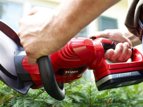 Toro 20V MAX 22 in. Hedge Trimmer - 2.0Ah Battery Included in Gaylord, Michigan - Photo 9