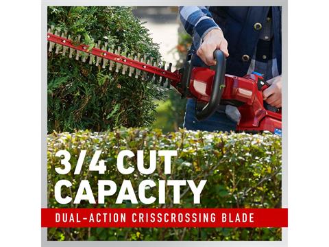 Toro 60V MAX 24 in. Hedge Trimmer w/ 2.5Ah Battery in Gaylord, Michigan - Photo 5