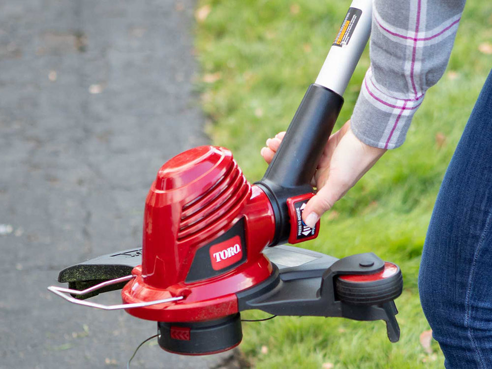 Toro 14 in. Corded Electric Trimmer / Edger in Stratford, Wisconsin - Photo 11
