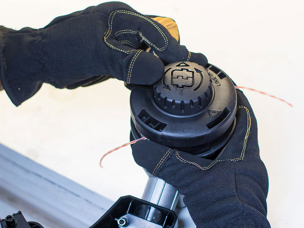 Toro 60V MAX 16 in. Brushless String Trimmer - Battery Not Included in Gaylord, Michigan - Photo 10