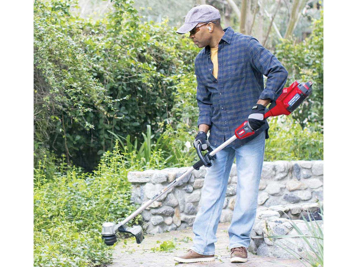 Toro 60V MAX 16 in. Brushless String Trimmer - 2.5Ah Battery Included in Gaylord, Michigan - Photo 13