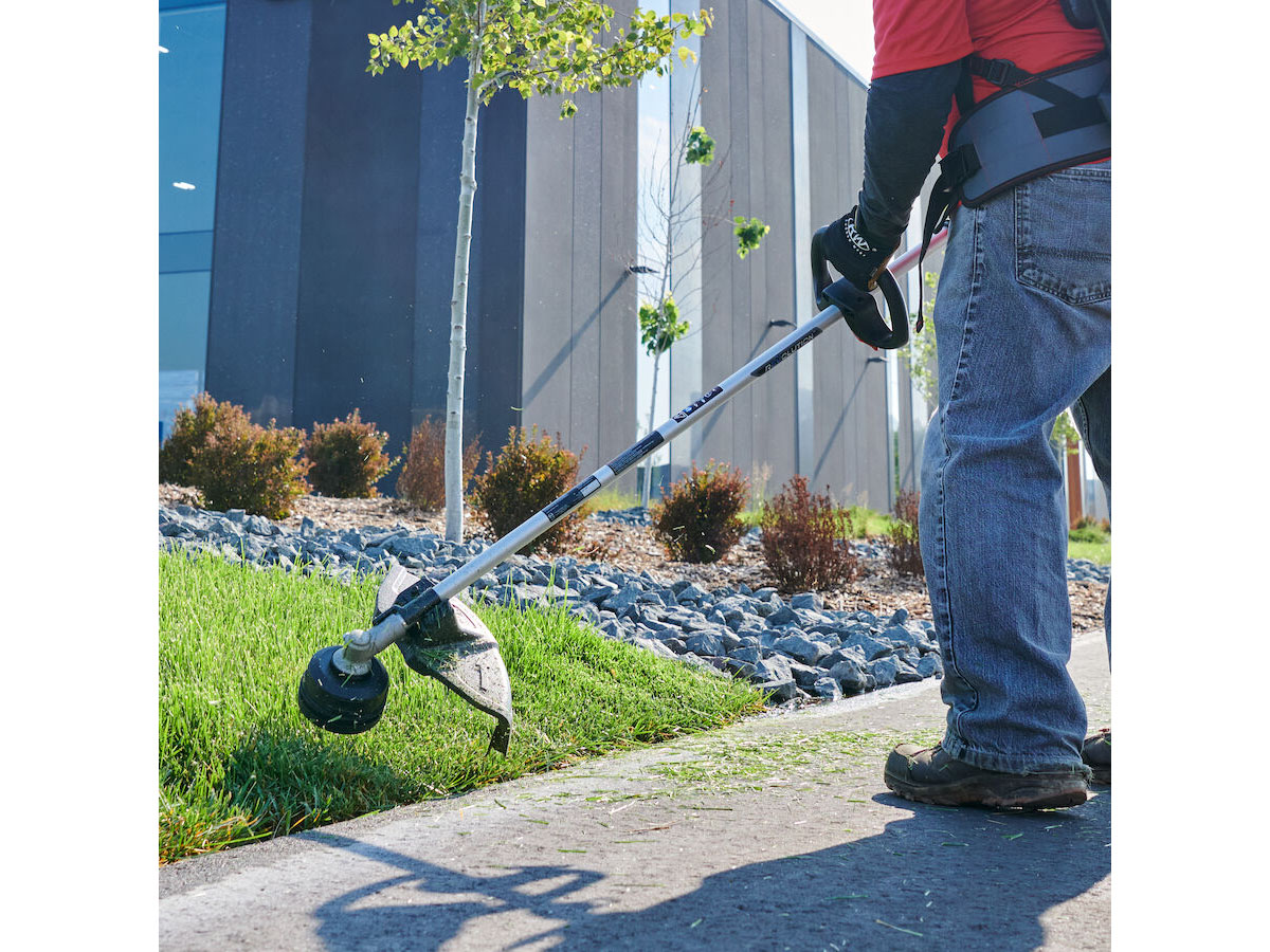 Toro 60V MAX Revolution Electric Battery String Trimmer Bare Tool in Gaylord, Michigan - Photo 3