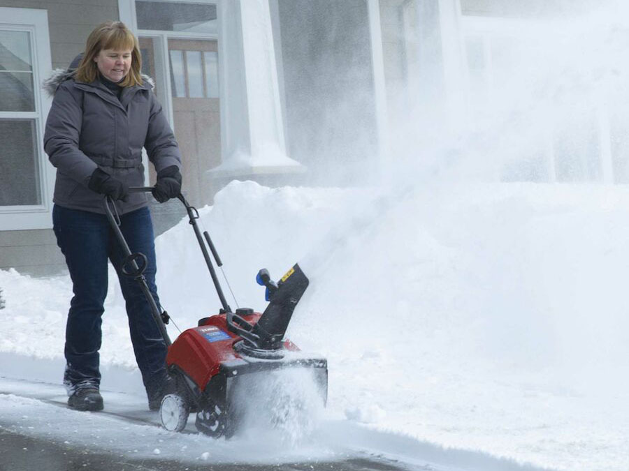 Toro 18 in. Power Clear 518 ZE Gas Snow Blower in Gaylord, Michigan - Photo 10