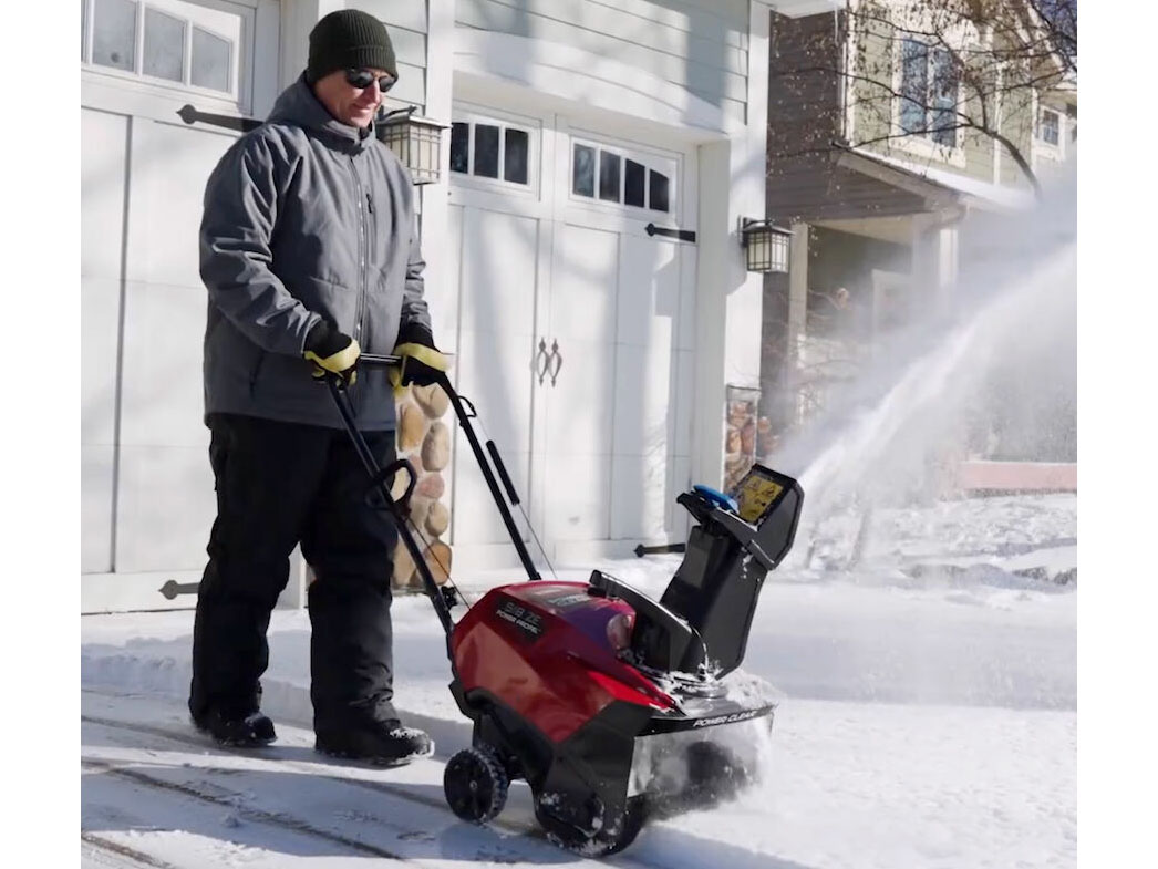 Toro 18 in. Power Clear 518 ZE ES in Gaylord, Michigan