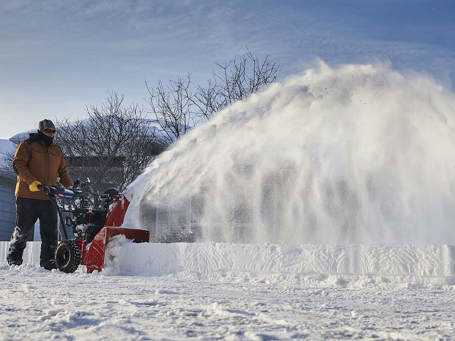 Toro 24 in. Power Max 824 OE in Gaylord, Michigan