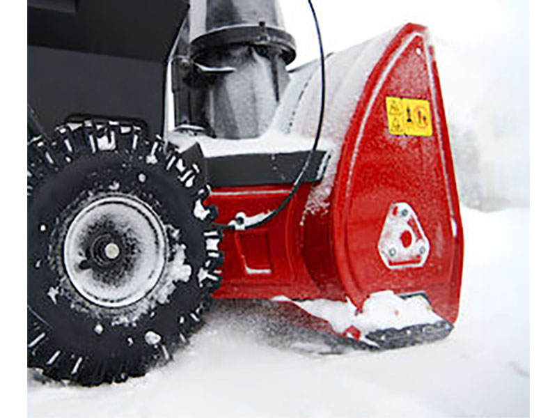 Toro 24 in. SnowMaster 60V w/ (1) 10Ah & (1) 5Ah Battery & Charger in Mio, Michigan - Photo 11