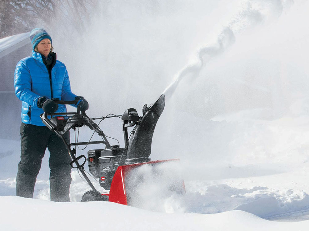 Toro 24 in. SnowMaster 824 QXE in Gaylord, Michigan