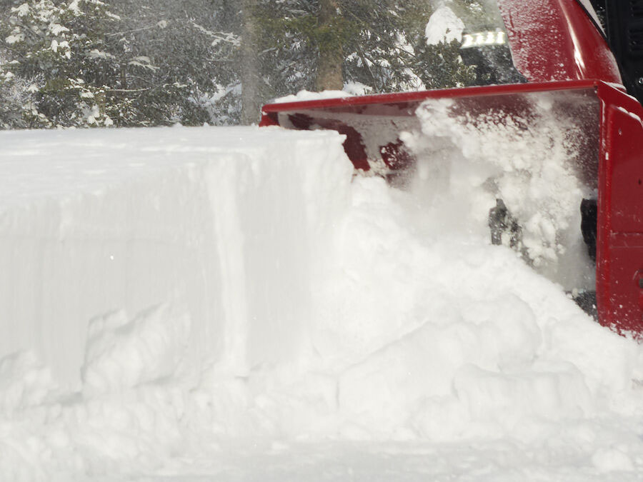 Toro 32 in. Power Max HD 1232 OHXE in Gaylord, Michigan