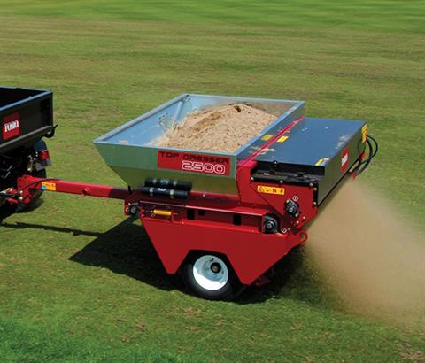 2019 Toro Topdresser 2500 in Gaylord, Michigan