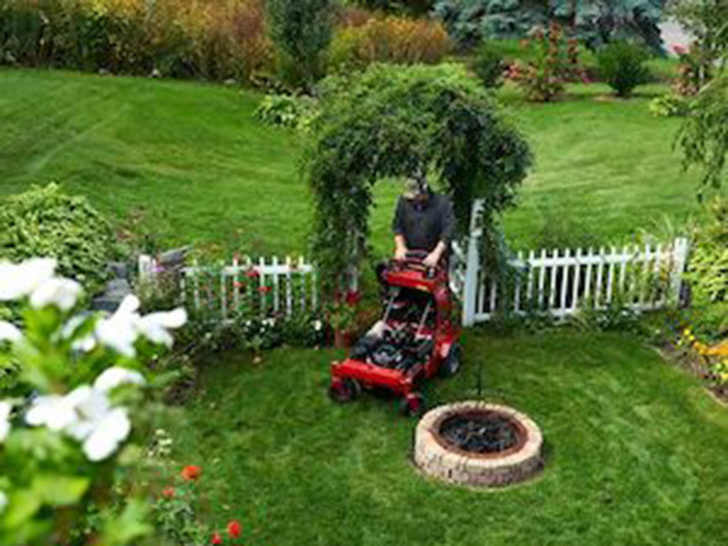 2024 Toro 24 in. Stand-On Aerator (29516) in Gaylord, Michigan - Photo 9