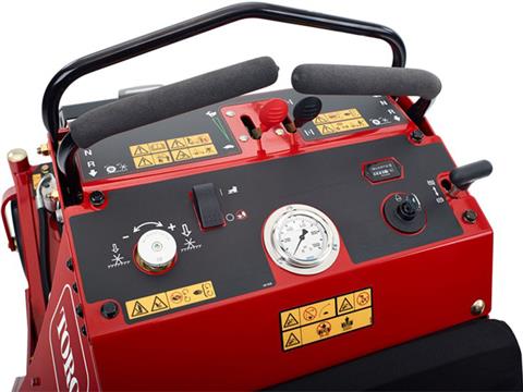 Toro 30 in. Stand-On Aerator in Gaylord, Michigan - Photo 3