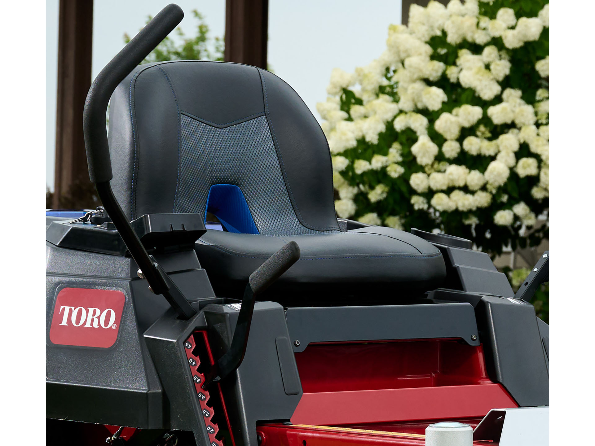 2025 Toro TimeCutter 42 in. 60V MAX - (4) 10.0Ah Batteries Included in Gaylord, Michigan - Photo 13