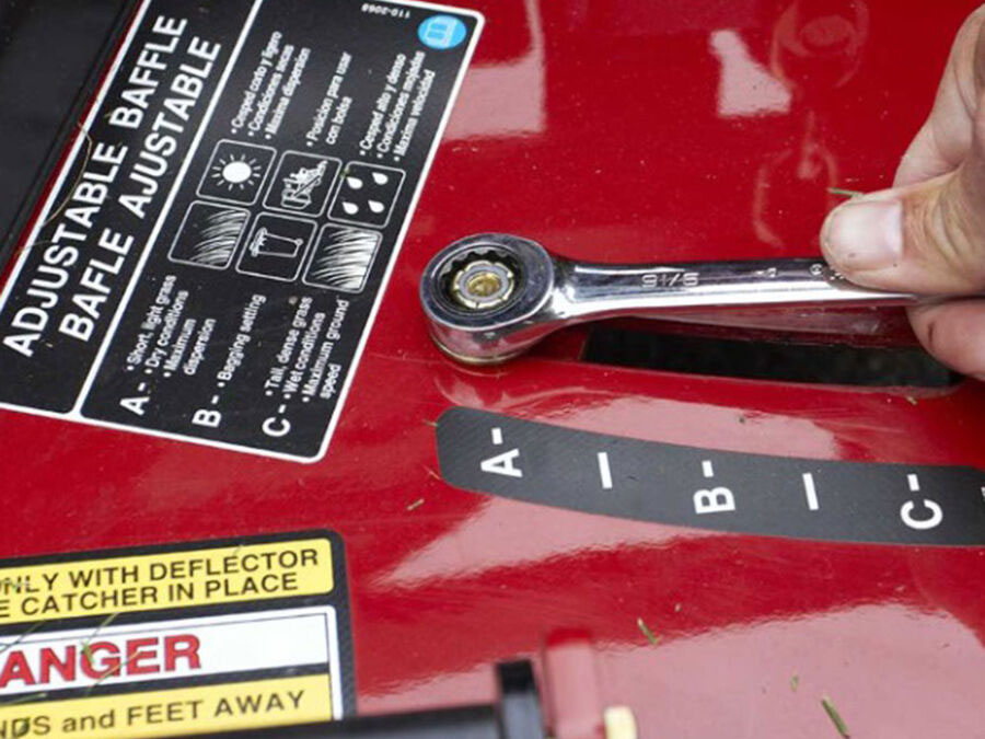 2025 Toro GrandStand MULTI FORCE EVO 60 in. Kawasaki FX820V EVO 34.5 hp in Gaylord, Michigan - Photo 3