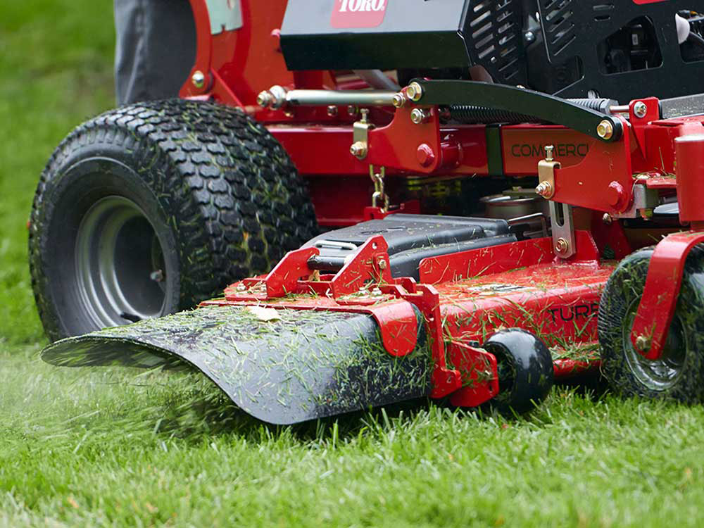 2026 Toro GrandStand 60 in. Briggs & Stratton 28 hp in Gaylord, Michigan - Photo 6