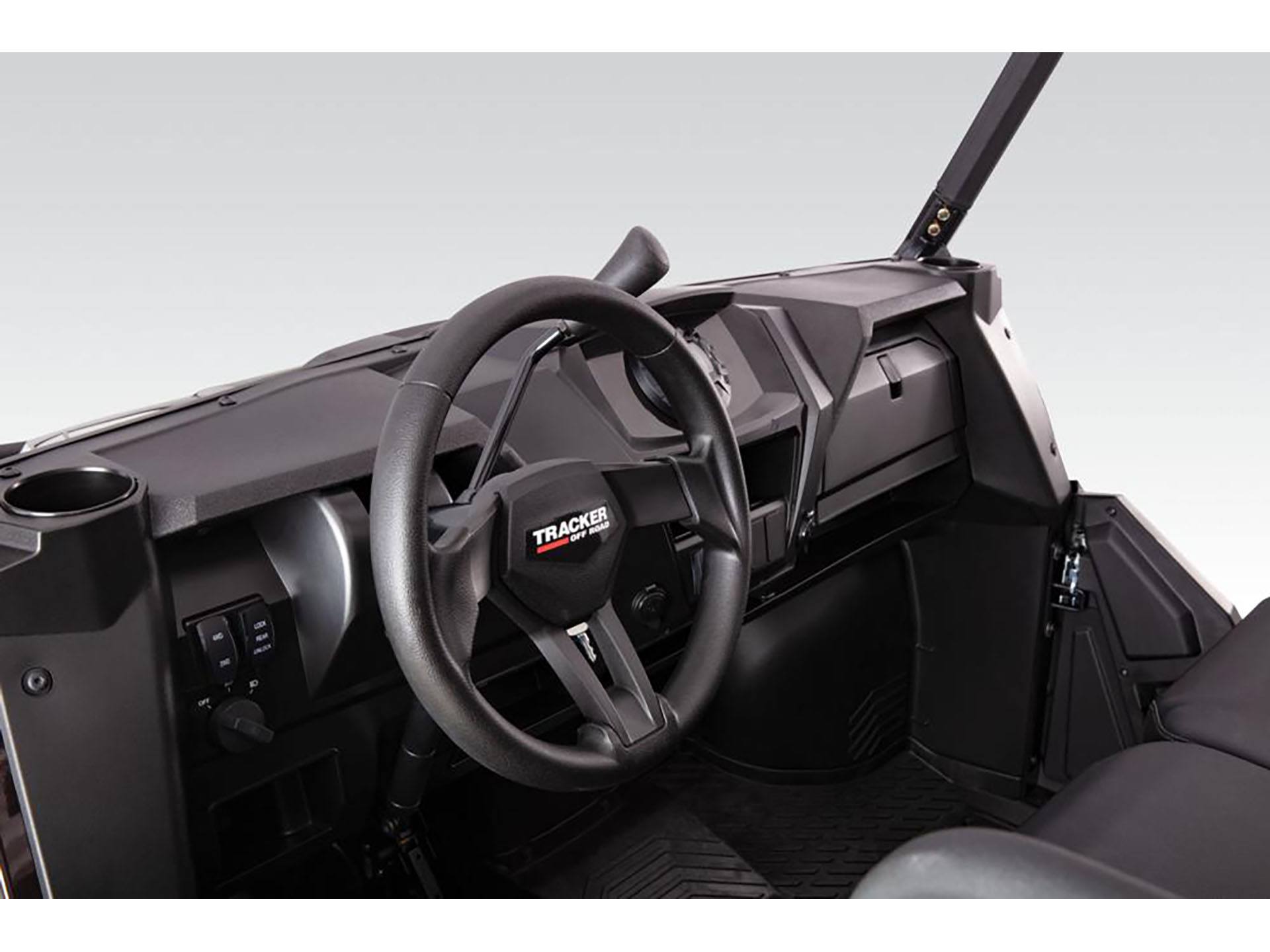 2023 Tracker Off Road 800SX LE in Topeka, Kansas - Photo 11