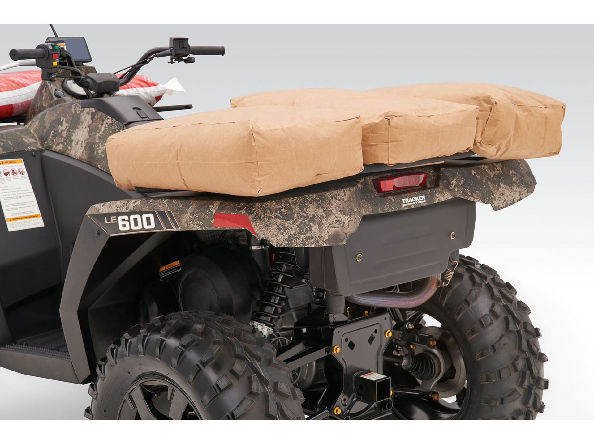 2024 Tracker Off Road 600EPS LE in Topeka, Kansas - Photo 7
