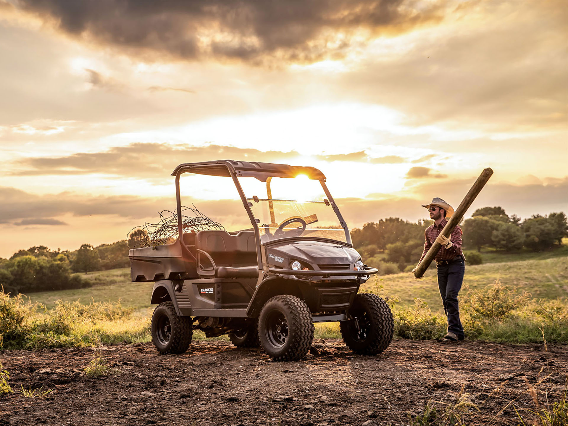 2024 Tracker Off Road OX400 in Topeka, Kansas - Photo 17