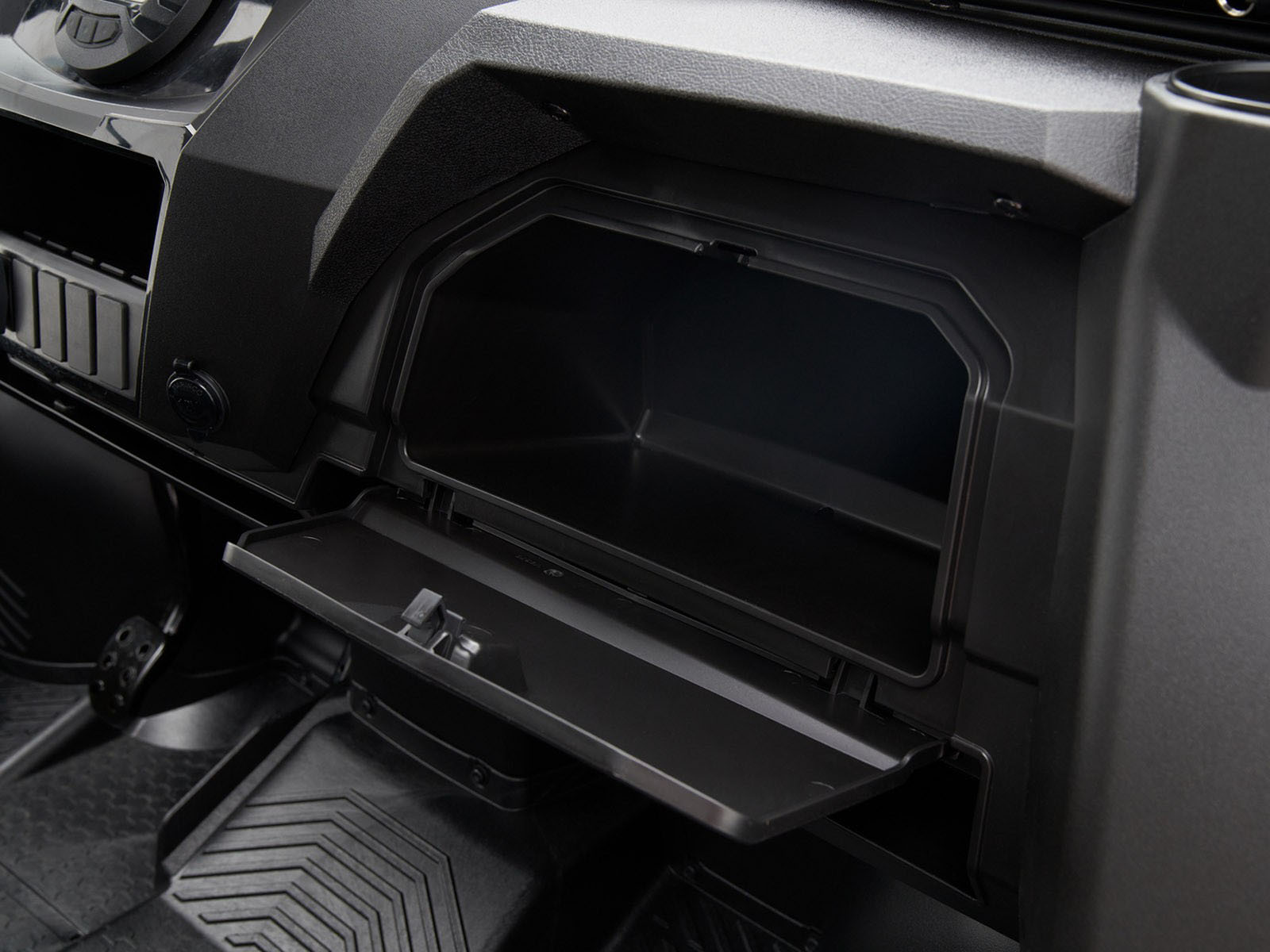 2025 Tracker Off Road 800SX LE in Topeka, Kansas - Photo 13