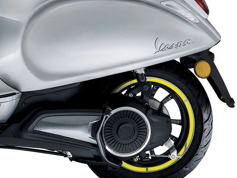2023 Vespa Elettrica 70 6