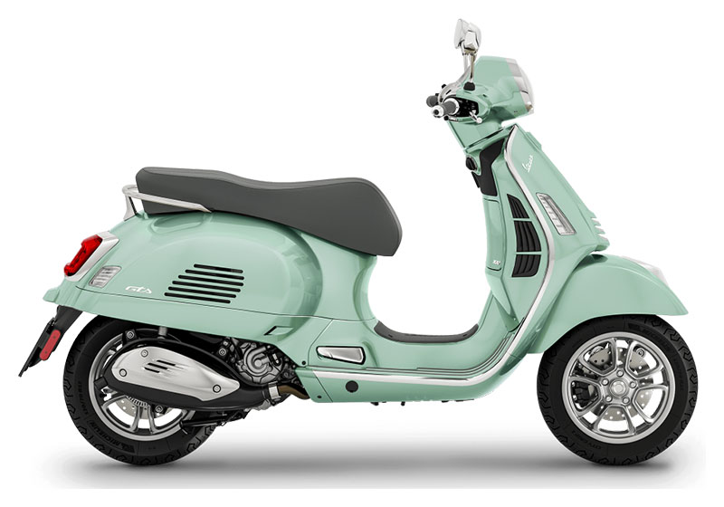 Used 2023 Vespa GTS 300 Scooters in Downers Grove, IL