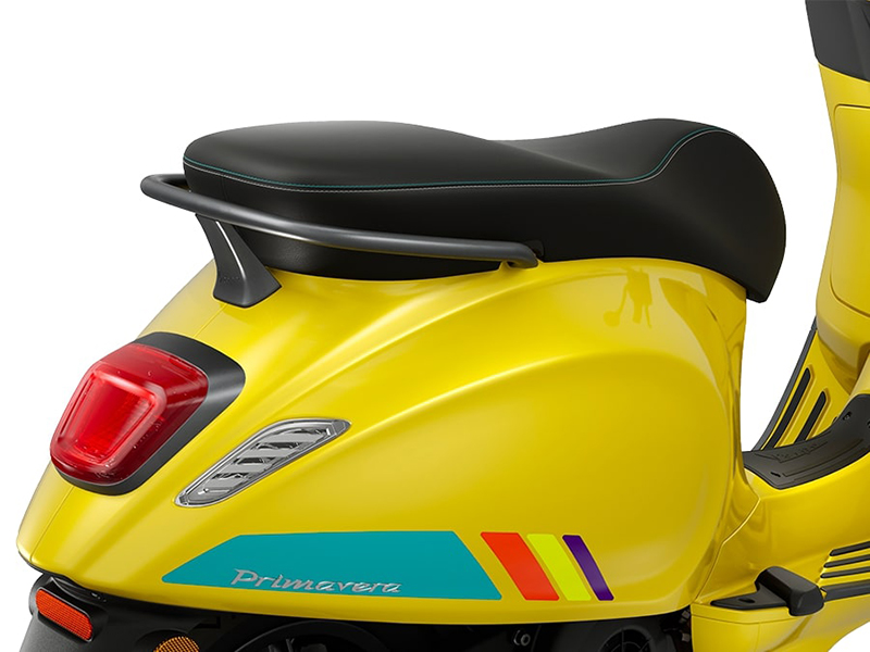 2024 Vespa Primavera 150 S 8