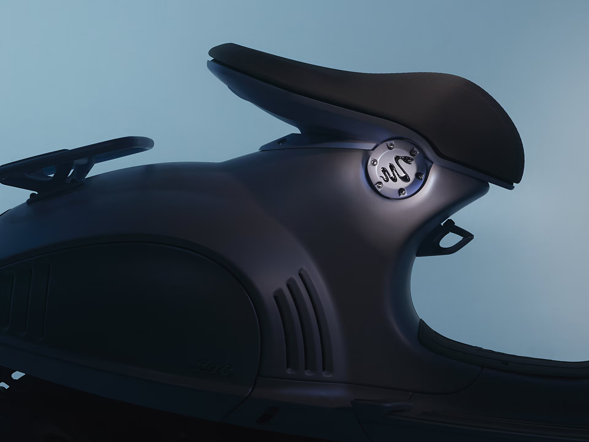 New 2025 Vespa 946 Snake, Williamson NY Specs, Price, Photos Iridescent Blue